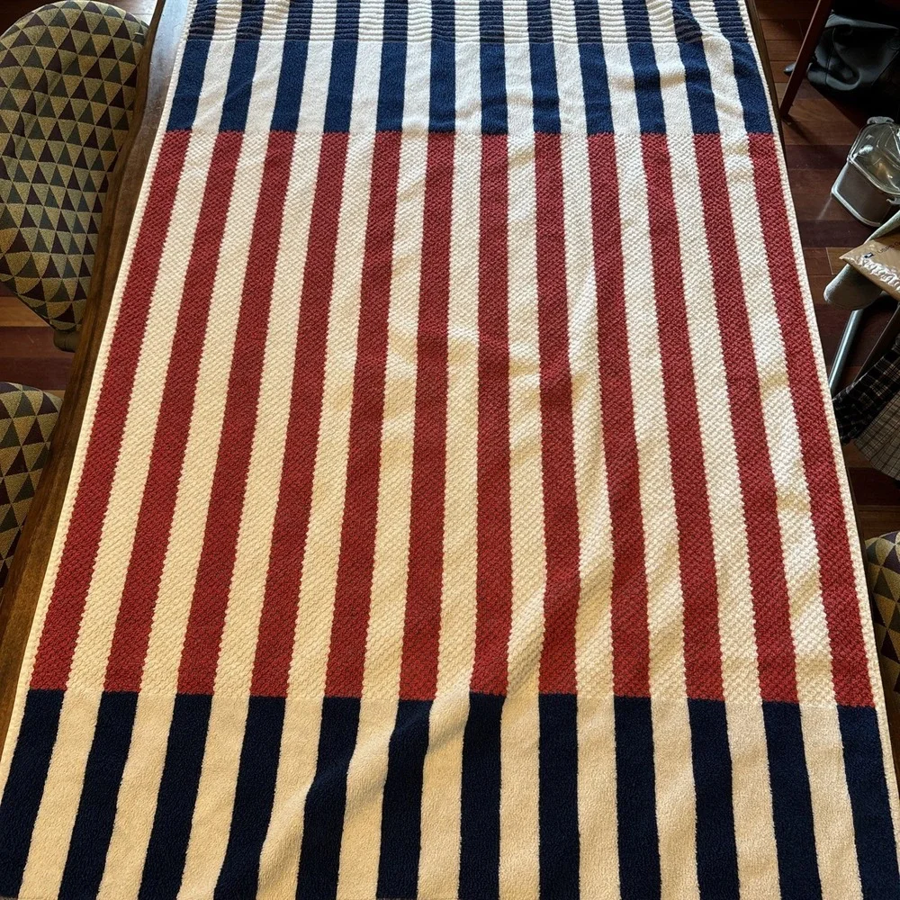 LOFT by Loftex Red White & Blue Stripe Flag Beach Towel 32x64